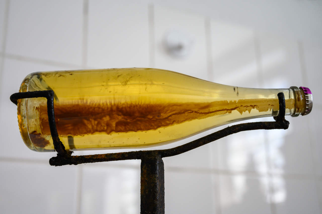 sedimento bottiglia champagne